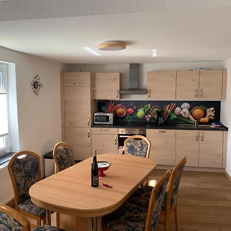 Putzar 45 度假居 *